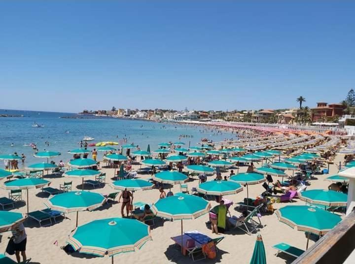La Tana Nel Vicolo Leilighet Santa Marinella Eksteriør bilde